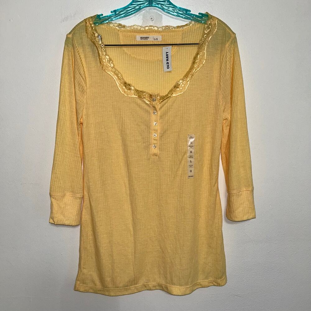 Old Navy Mustard Lace Trim Button Front Top Large NWT